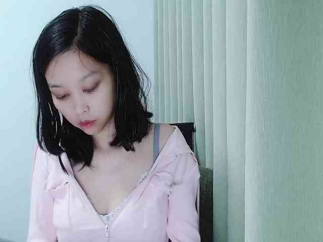 Selinababy99 Live Webcam on BongaCams