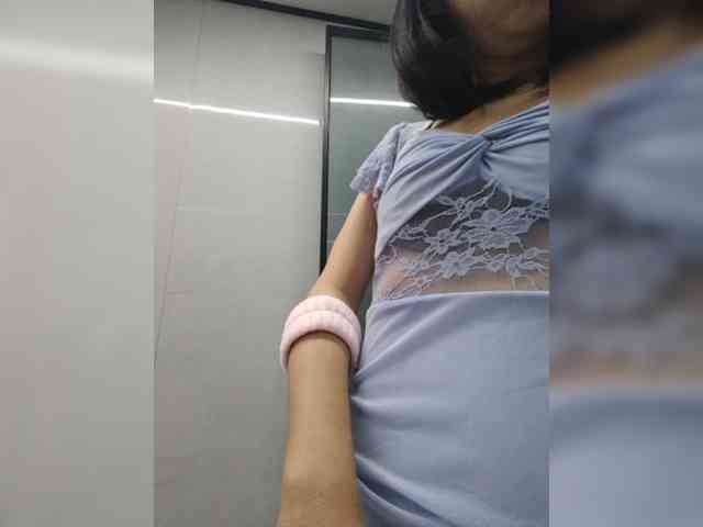 Selinababy99 webcam