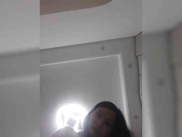 selinababy99's live room