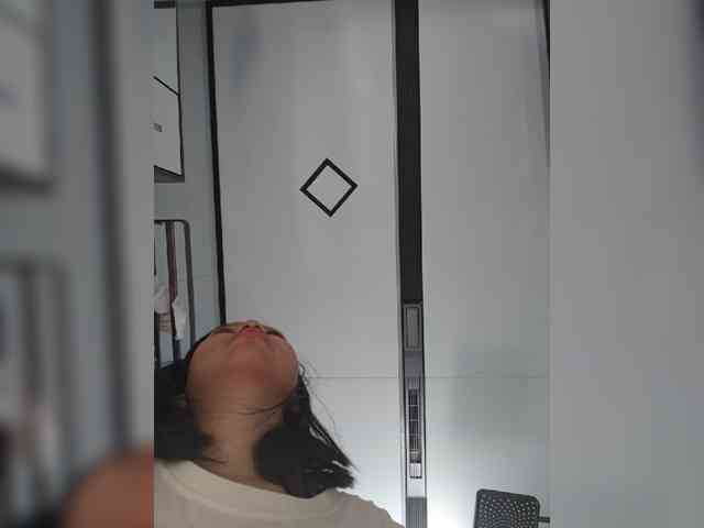 selinababy99's live room