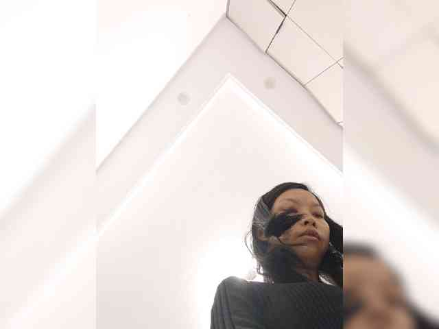 Selinababy99 webcam