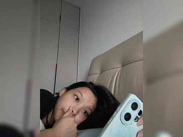 selinababy99's live room