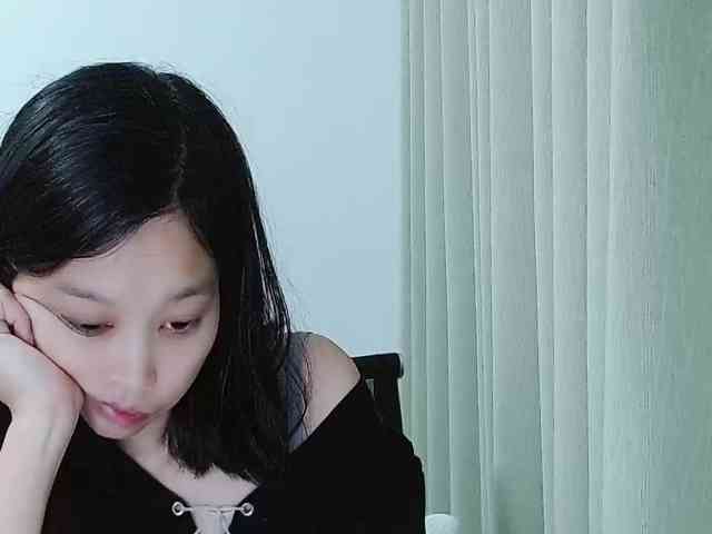 Selinababy99 Live Webcam on BongaCams