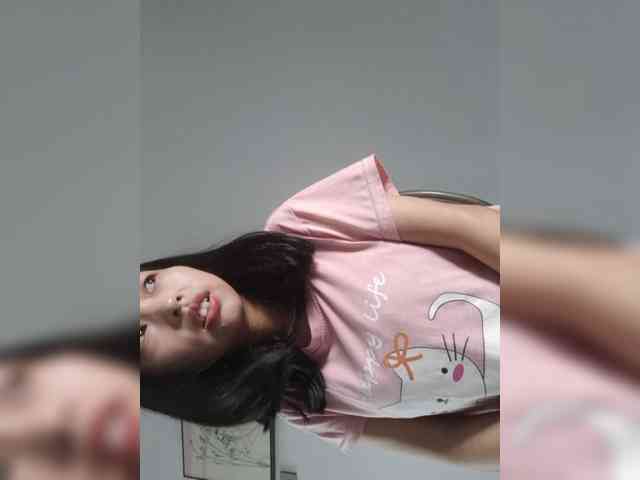 Selinababy99 Live Webcam on BongaCams