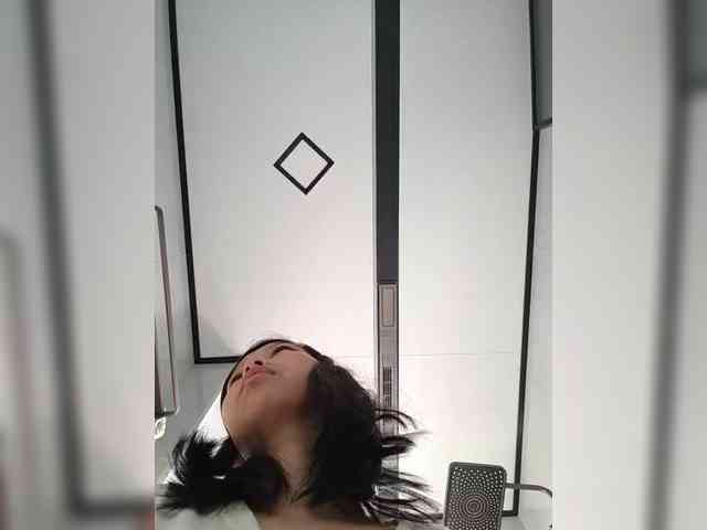 Model: Selinababy99