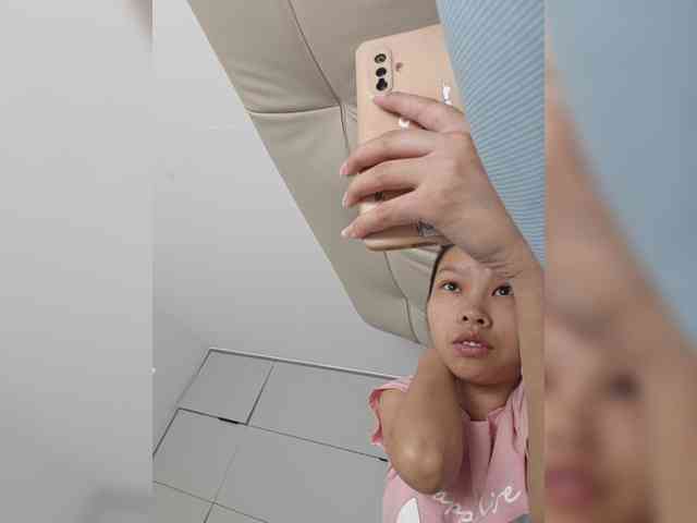 Selinababy99 webcam