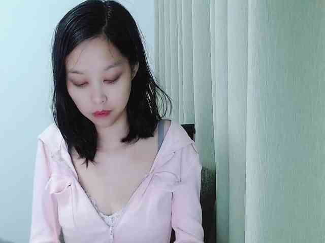 Selinababy99 Live Webcam on BongaCams