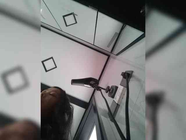 Model: Selinababy99