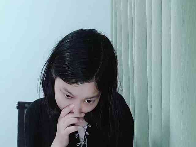 Selinababy99 Live Webcam on BongaCams