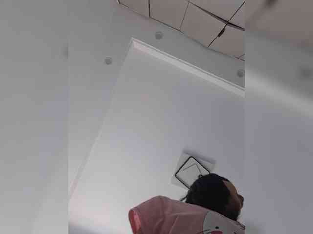 selinababy99's live room