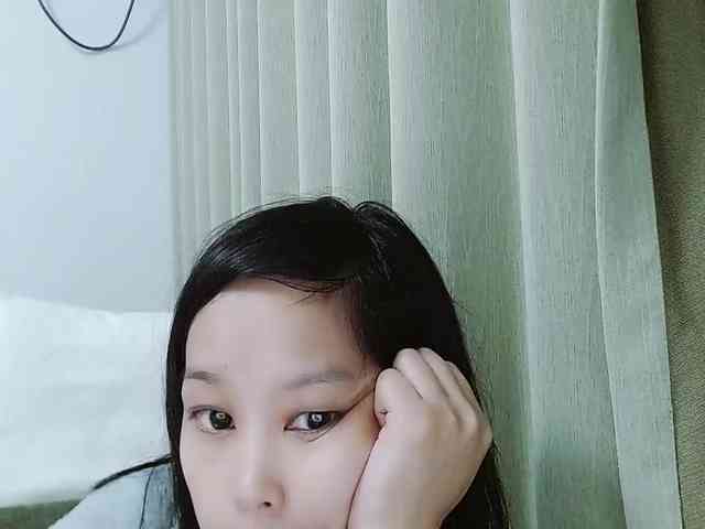 モデル: Selinababy99