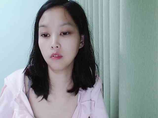 Selinababy99 Live Webcam on BongaCams