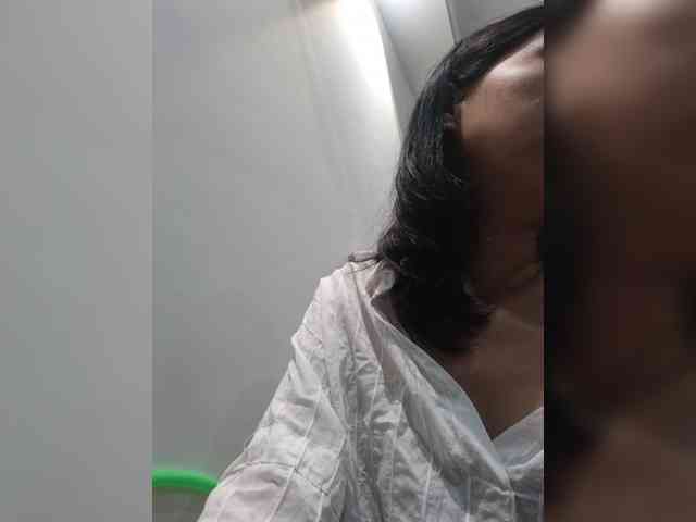 Selinababy99 webcam