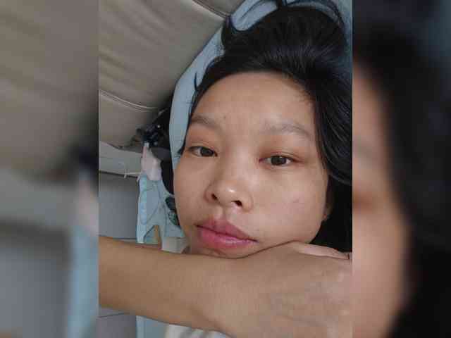 Selinababy99 Live Webcam on BongaCams