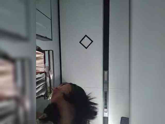 Selinababy99 webcam