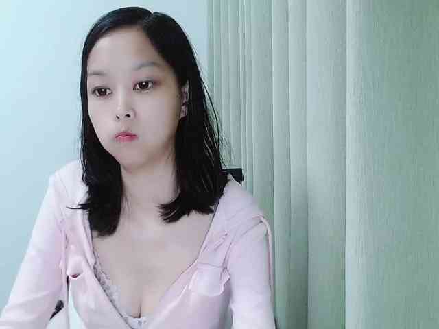 Selinababy99 Live Webcam on BongaCams