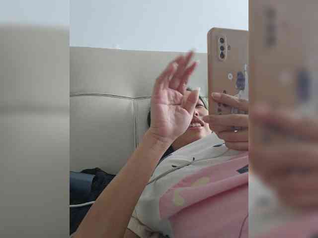 Selinababy99 webcam