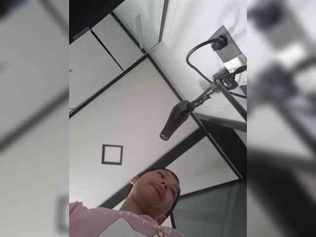 Selinababy99 webcam