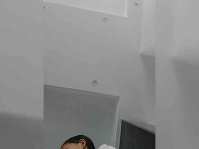 selinababy99's live room