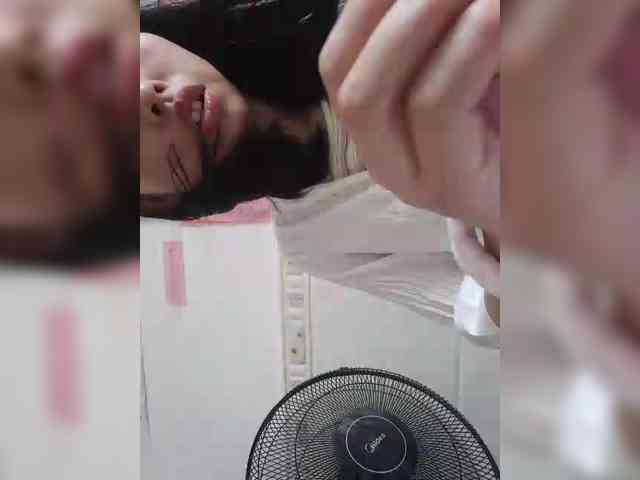 Selinababy99 webcam