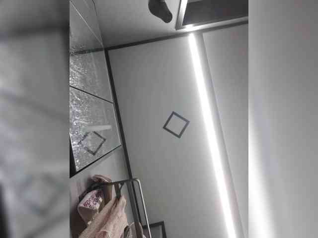 selinababy99's live room