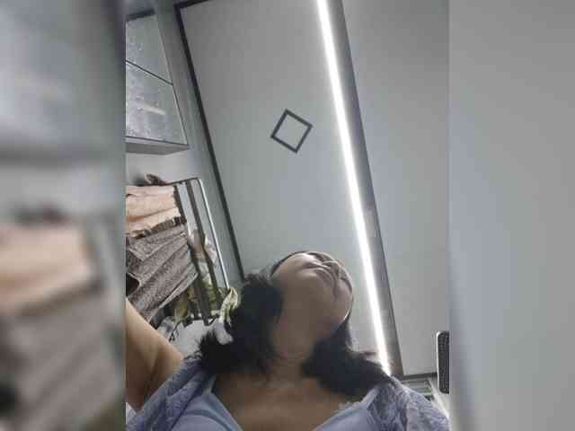 Selinababy99 webcam