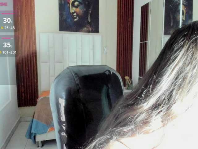 katty-femdom live cam preview