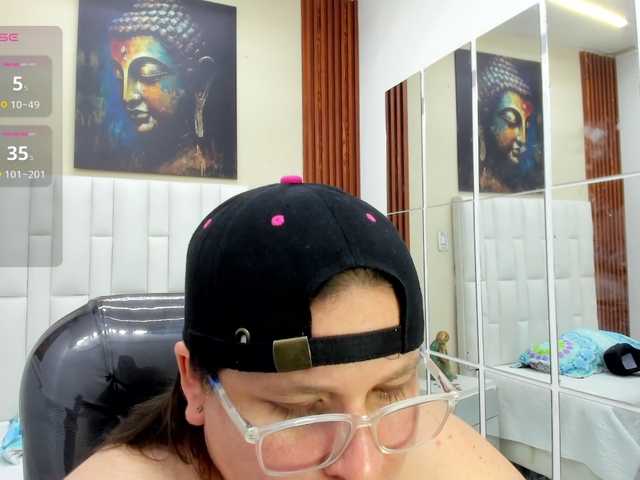 katty-femdom live cam on BongaCams