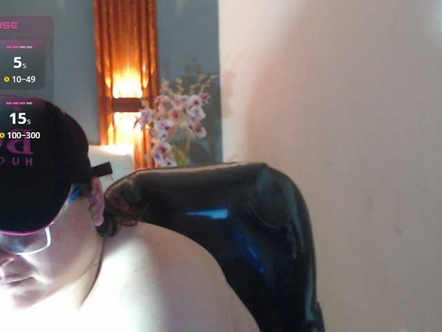 katty-femdom live cam on BongaCams