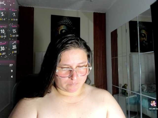 katty-femdom live webcam show