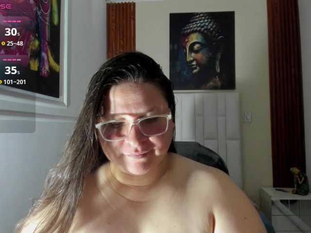 katty-femdom live cam preview