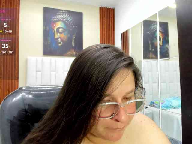 katty-femdom webcam