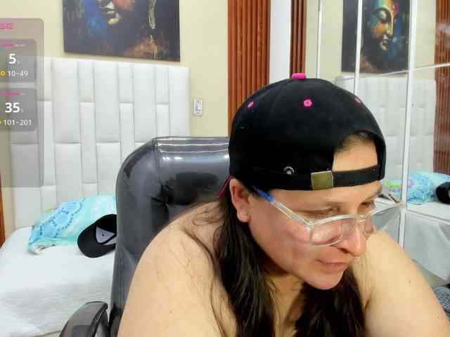 katty-femdom webcam