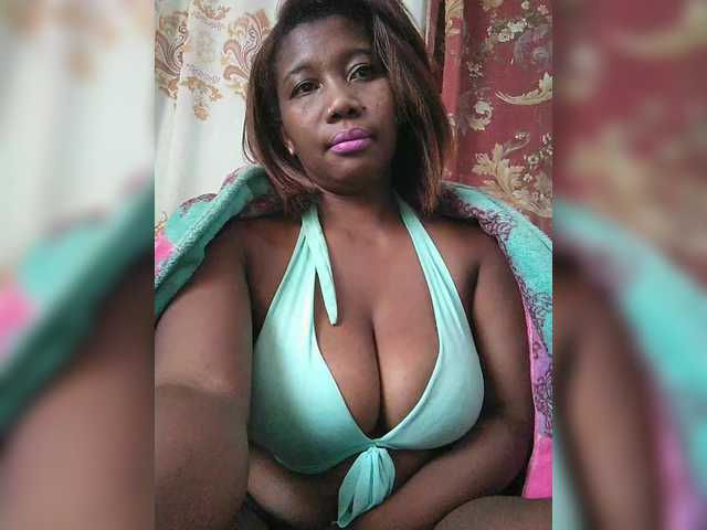 vanesslove live webcam show