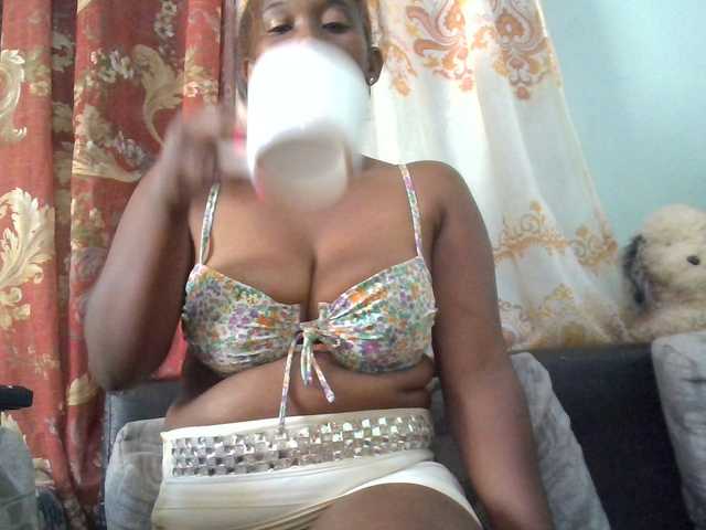 vanesslove live cam on BongaCams