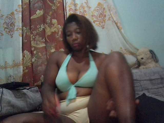 Sweetyblacksexy live cam preview