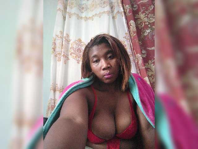 vanesslove live cam on BongaCams