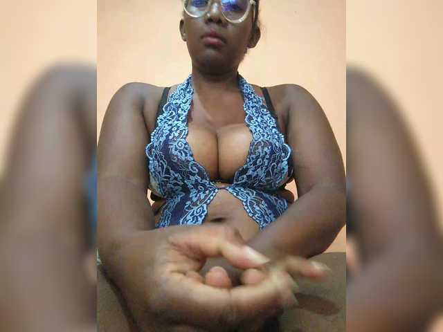 vanesslove's BongaCams show and profile