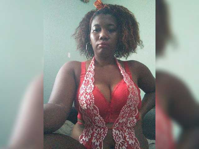 vanesslove live cam on BongaCams
