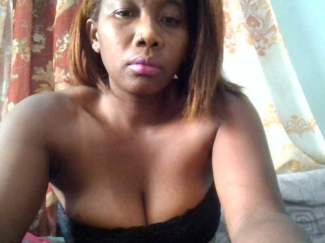 vanesslove live cam on BongaCams
