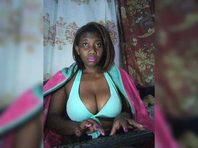 vanesslove live webcam show