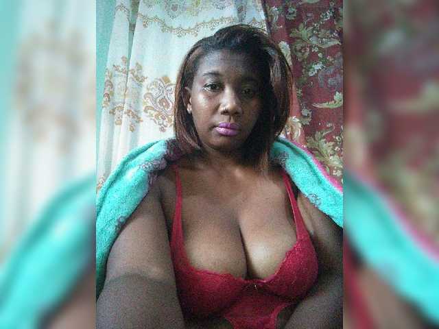 vanesslove live cam on BongaCams