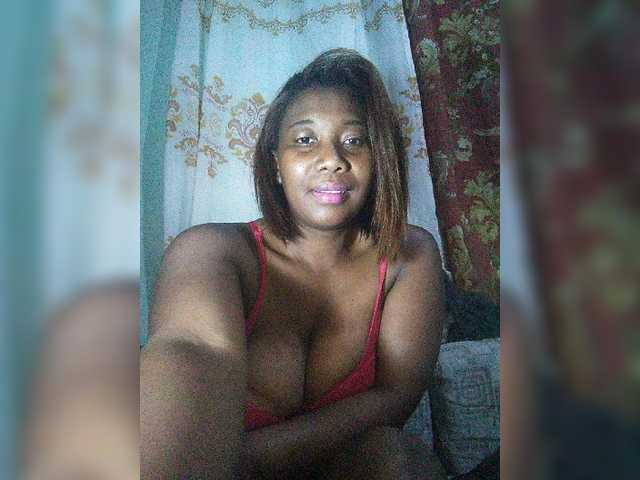 vanesslove live cam on BongaCams