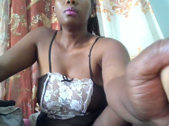 vanesslove live cam on BongaCams