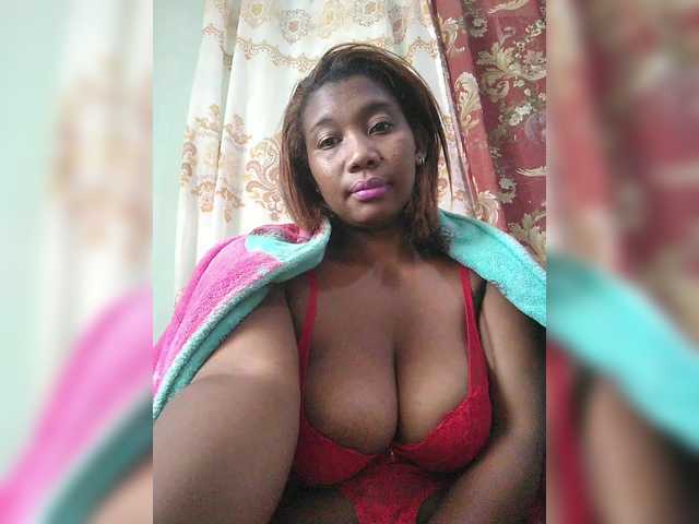 vanesslove live cam on BongaCams