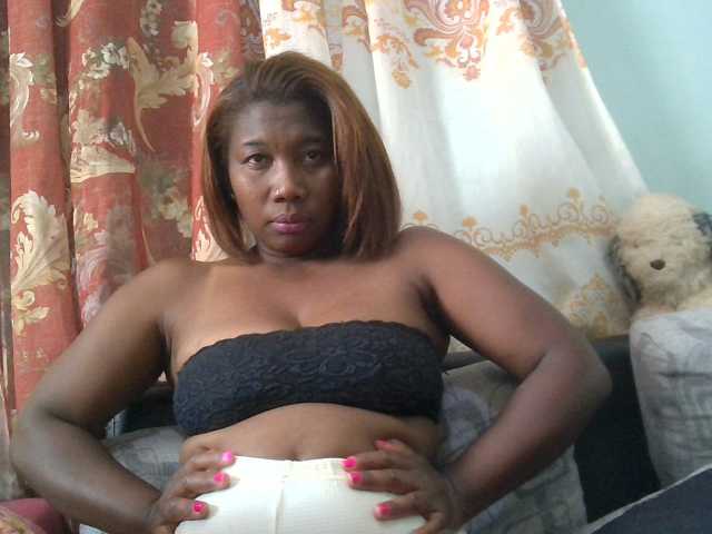 vanesslove live cam on BongaCams