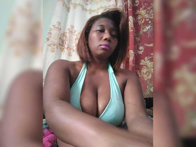 vanesslove live webcam show