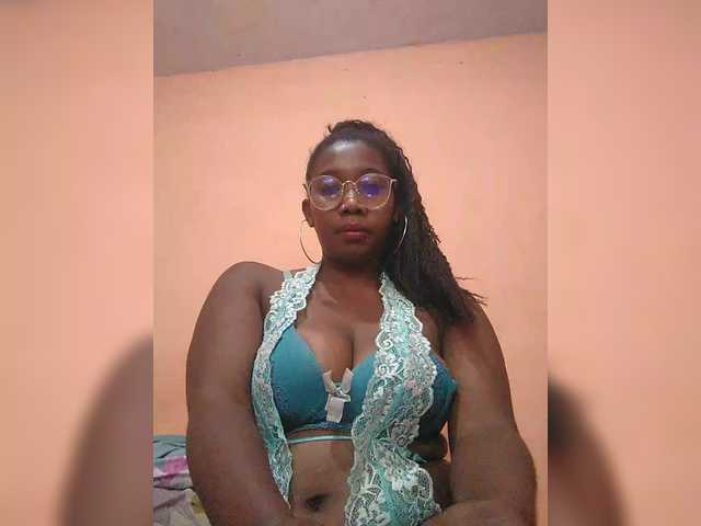 vanesslove's BongaCams show and profile