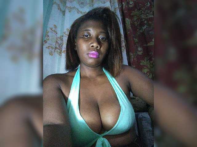 vanesslove live webcam show