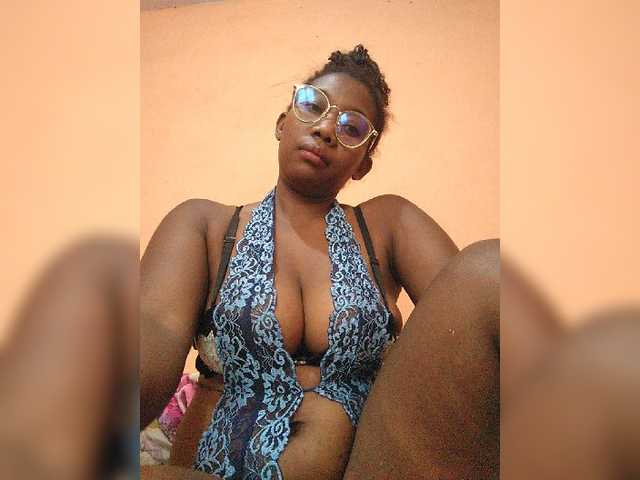 vanesslove's BongaCams show and profile